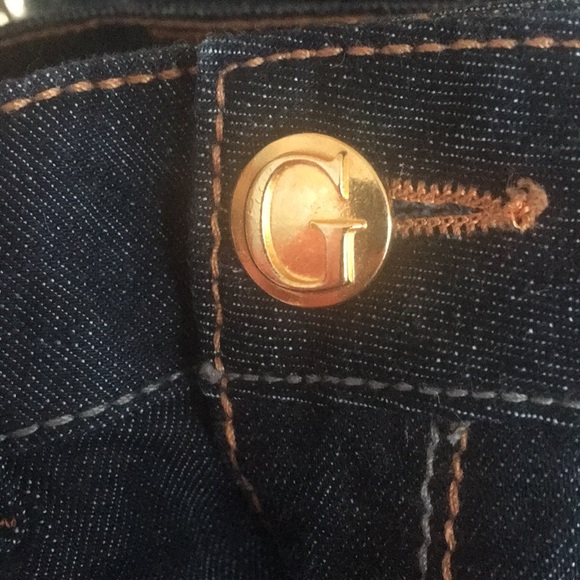 GUESS Premium Jeans - Picture 7 of 9